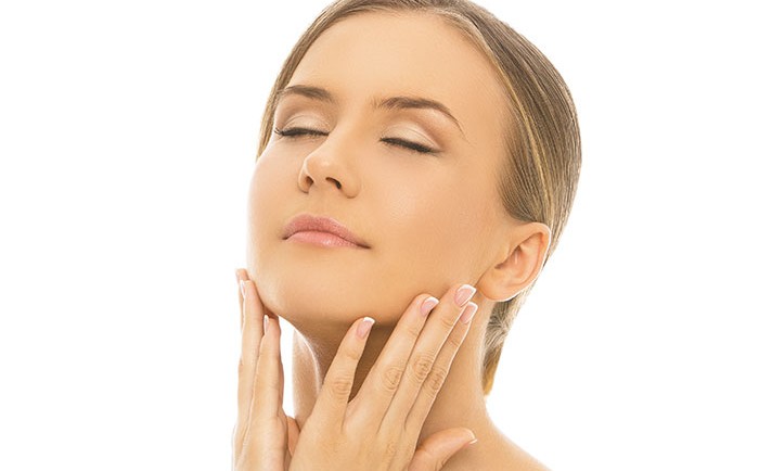 Comment éliminer l’acné chez la femme adulte ?