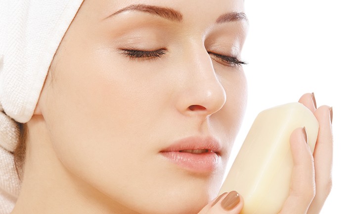 Comment fabriquer un savon pour peau sensible?
