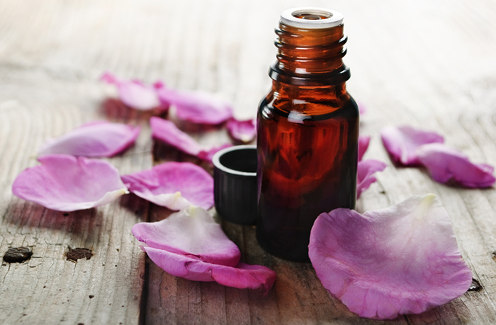 Un anti-âge efficace : L'huile de rose musquée
