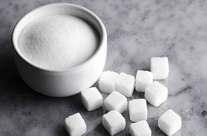 Faut-il absolument éviter le sucre ?